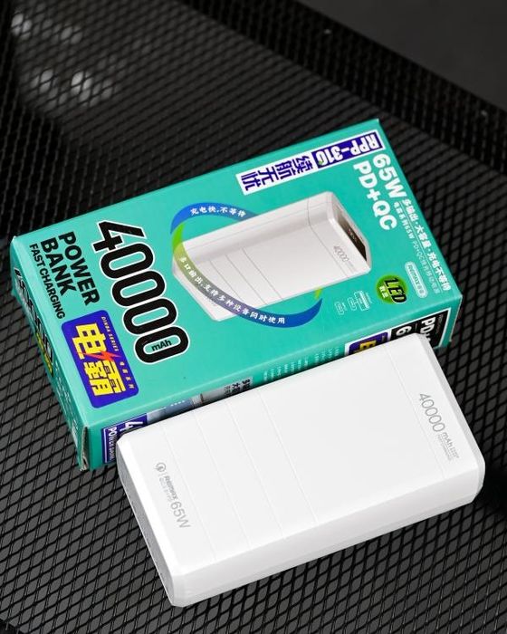 Повербанк акумулятор Remax 65W 40000 mAh (QC3.0+PD)
