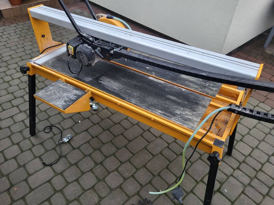 Piła do glazury na wode