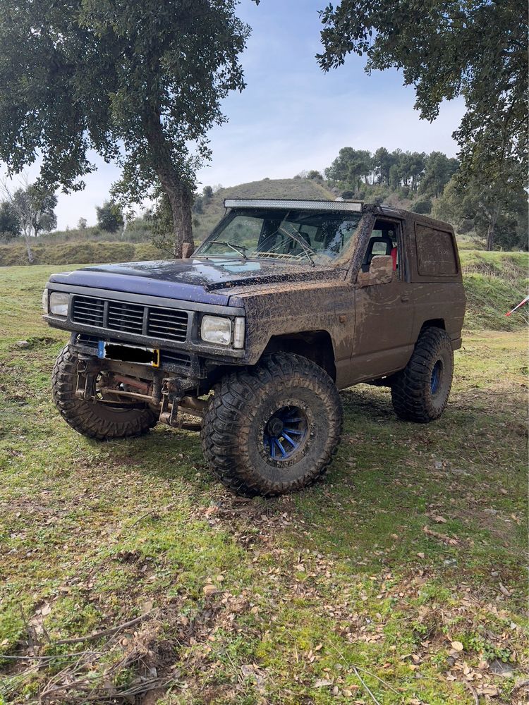 Nissan Patrol Y260 RD28 aceito troca moto 4 ou mota de cross matricula