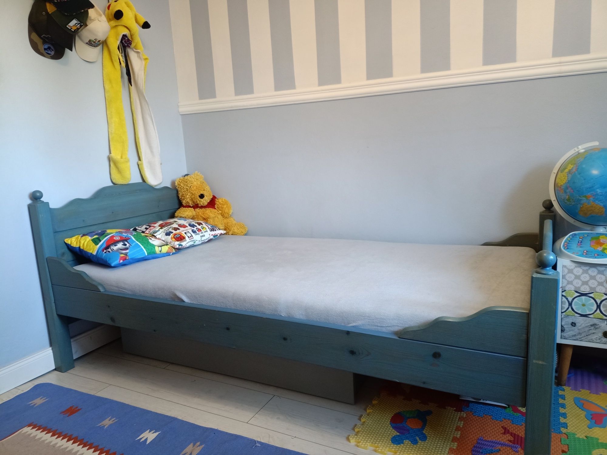 Łóżko dziecięce drewniane 90x190