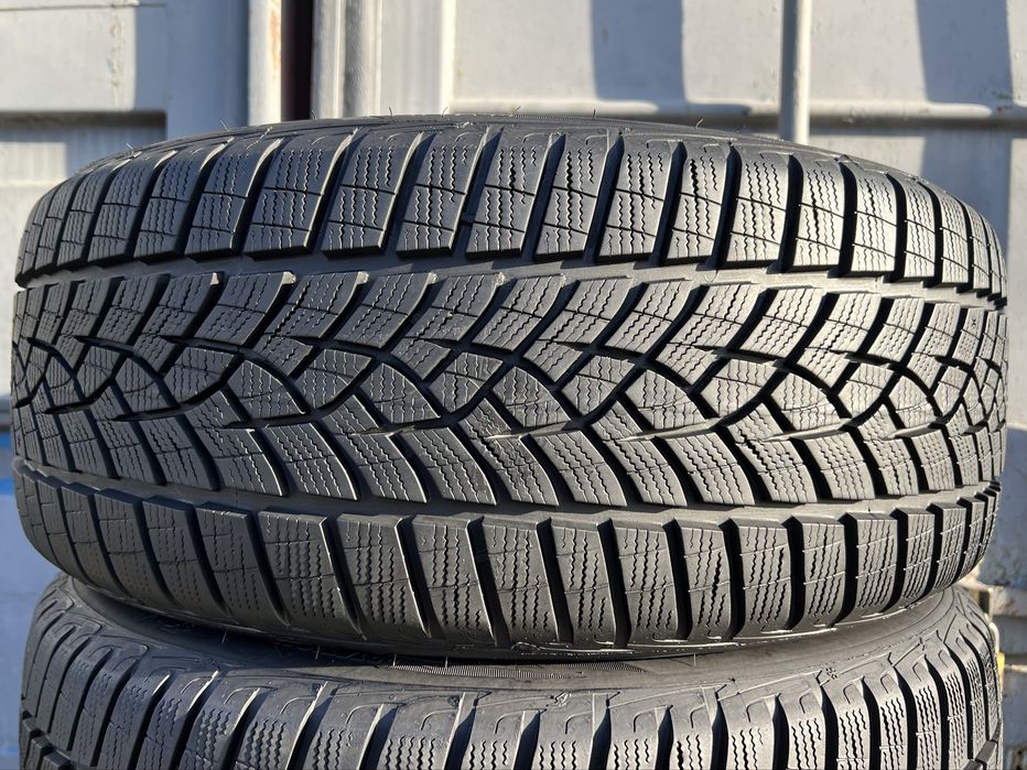 245/45 R20 Goodyear 4шт 2024рік 7.3мм-7.8мм Залишок протектора