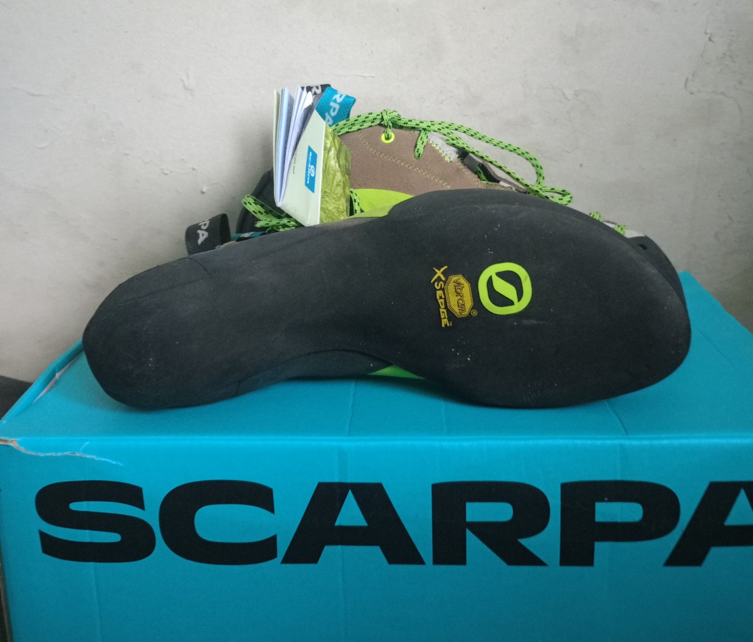 Scarpa maestro MID 42,5  buty wspinaczkowe nowe