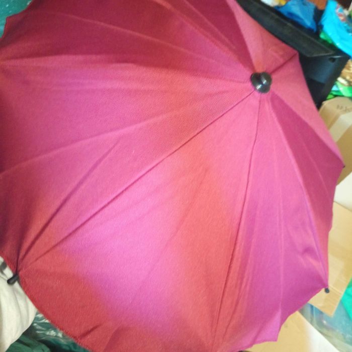 Bordowa parasolka do wózka dziecięcego