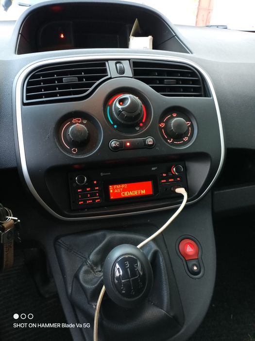 Kangoo ll 3 lugares 2019/12 100mil km