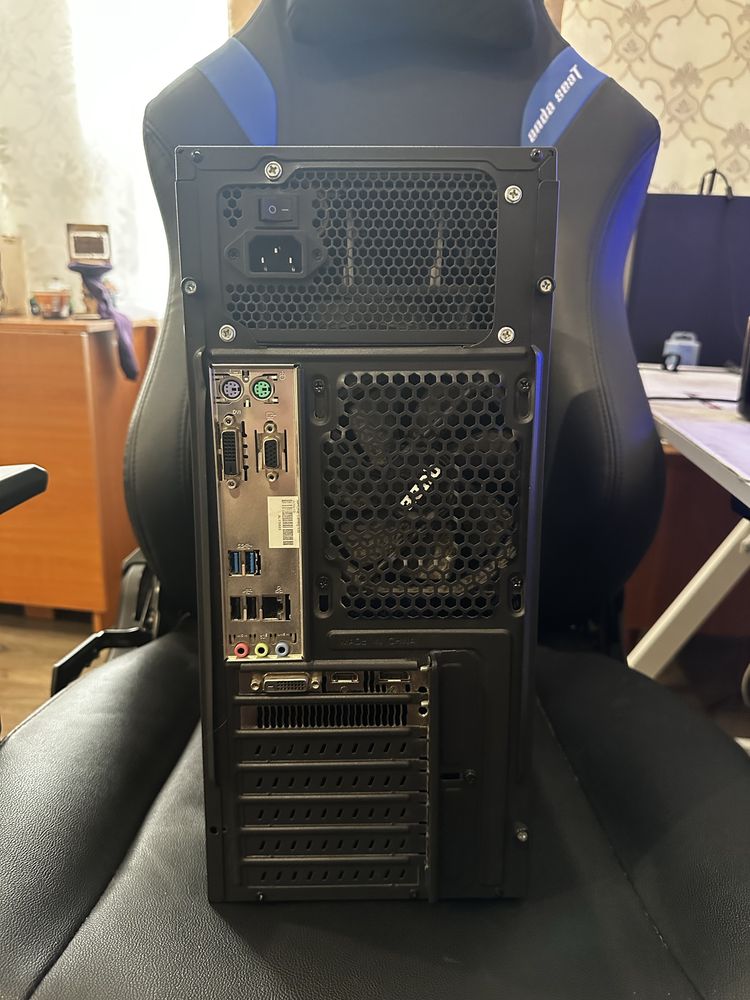 Продам игровой пк 1050 ti intel core i3 8100
