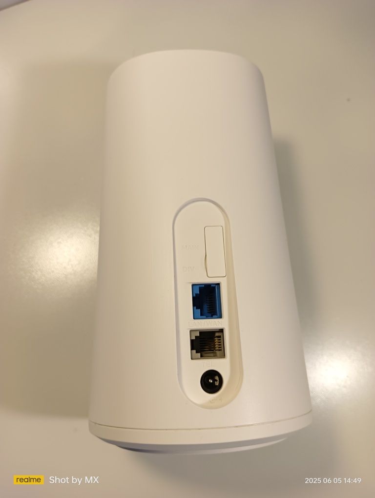 karta SIM LTE WiFi 2,4 i 5 GHz 300 mb/sRouter B528 Huawei modem