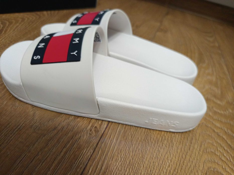 Klapki Tommy Jeans ecru roz 36