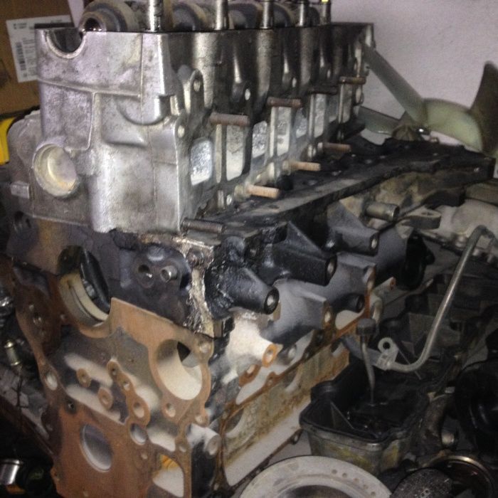 Volante de motor mitsubichi 2.8