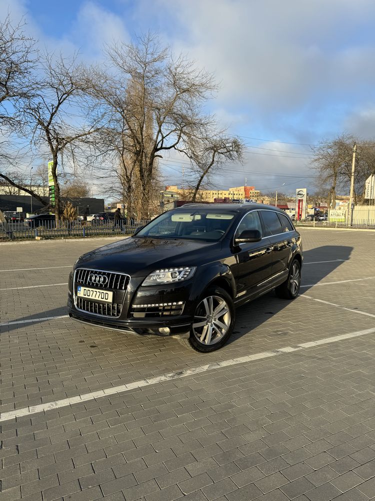 Audi Q7 2013 3.0 TFSi 333лс  7 мест  в отличном состоянии