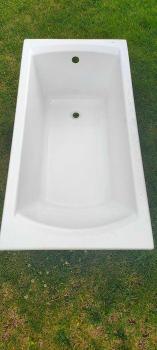 wanna akrylowa linea 1400x700