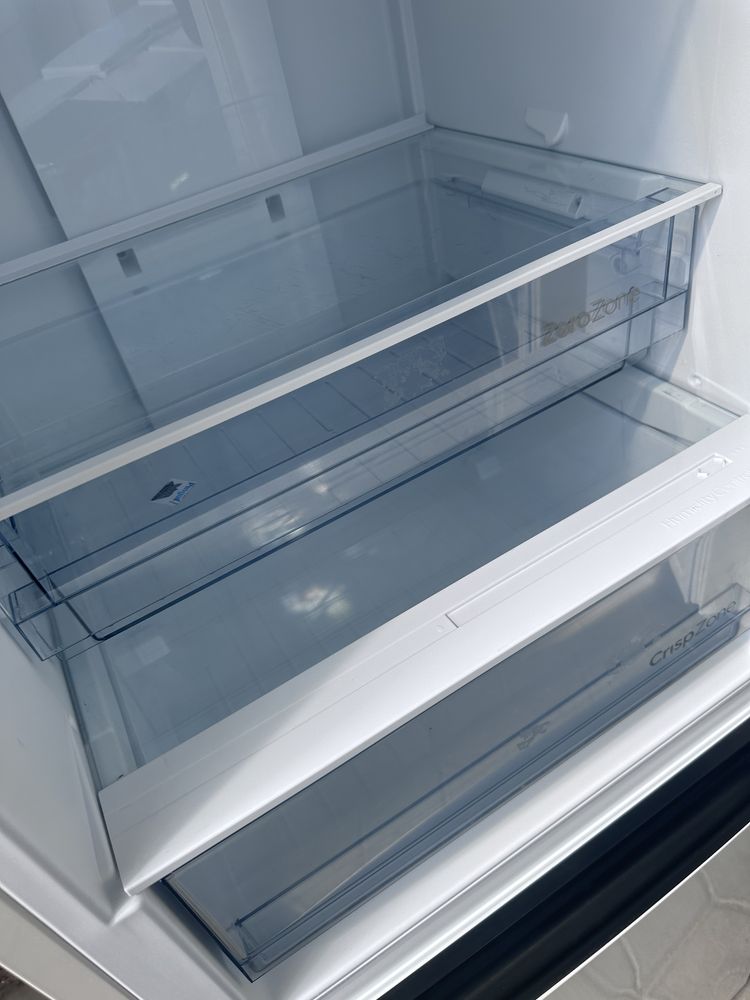 Холодильник сухої заморозки No Frost Gorenje