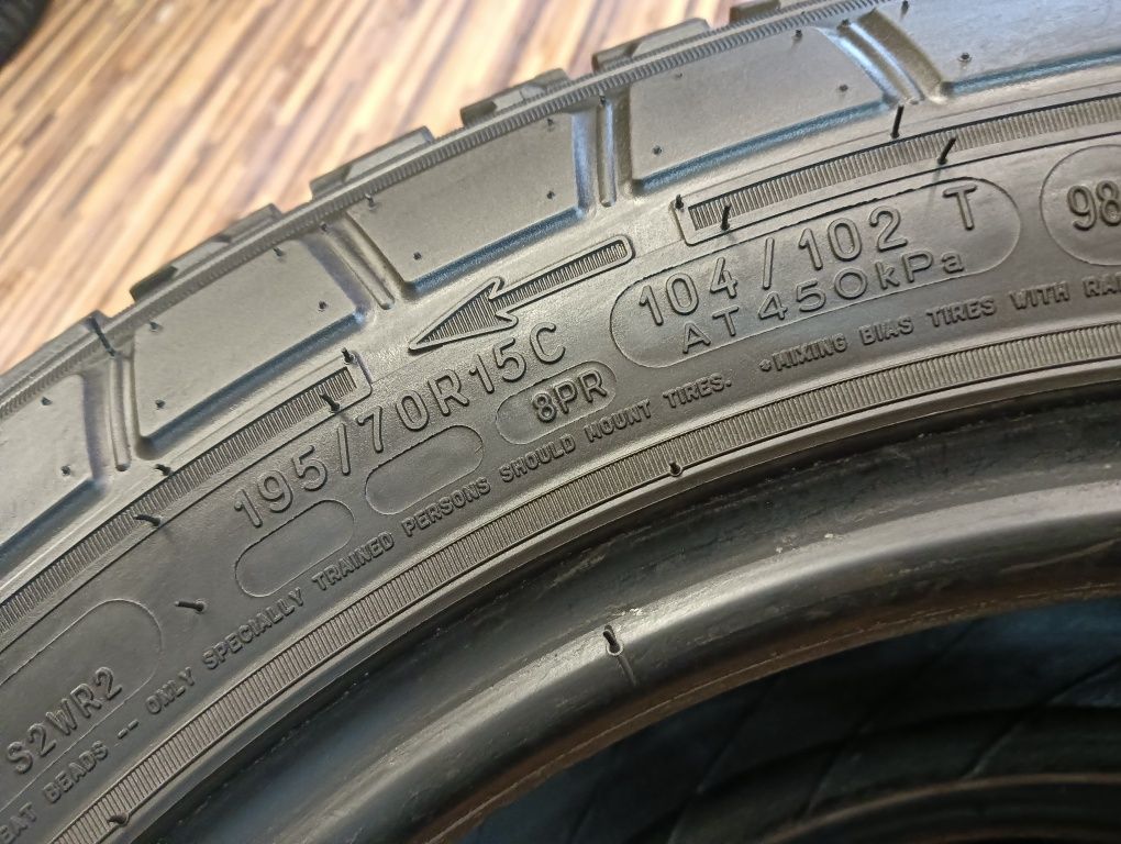 195/70/15C Michelin Agilis CrossClimate komplet