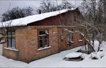 Продається ділянка з будинком на Старому місті.