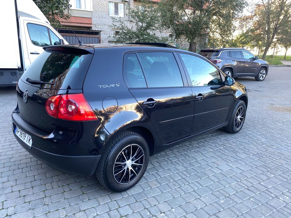 Продам Volkswagen Golf 2007 р. не фарбований, гарна комплектація
