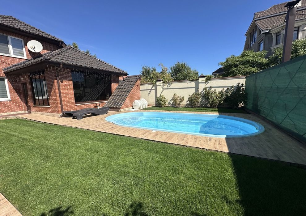 Оренда сучасного нового будинку! Підвал! Баня! Бассейн! Море!