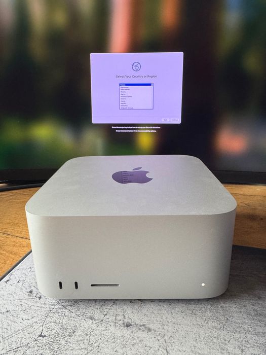 Apple Mac Studio M1 MAX 32GB RAM, 512 SDD