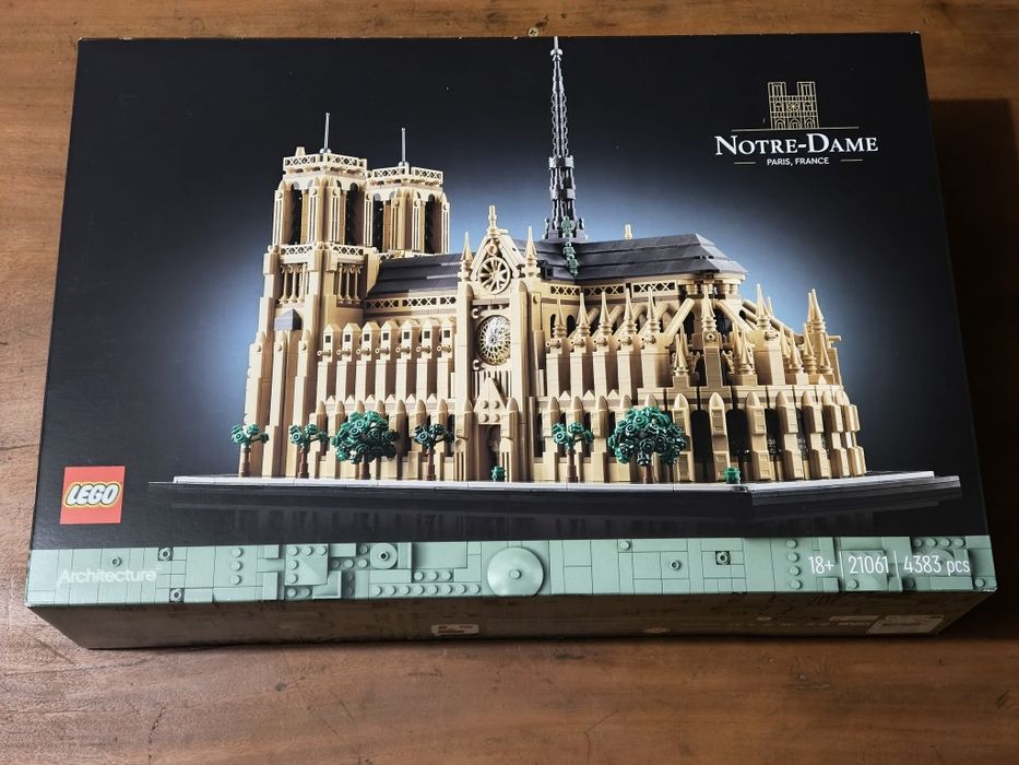LEGO Architecture: Notre-Damme