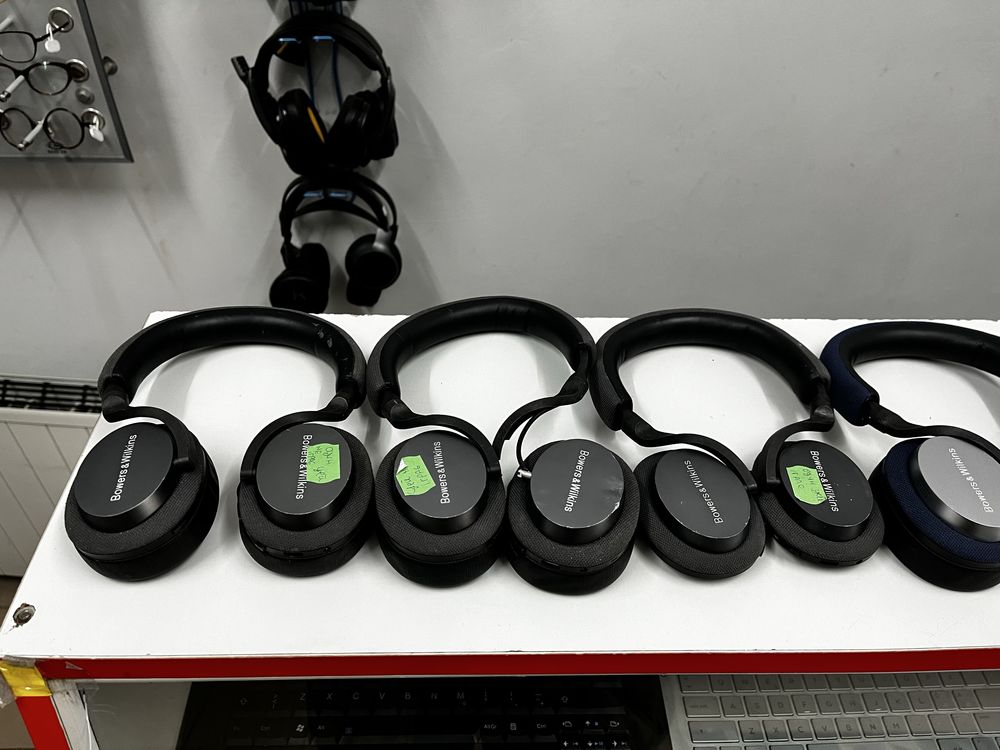 Навушники Bowers & Wilkins PX5