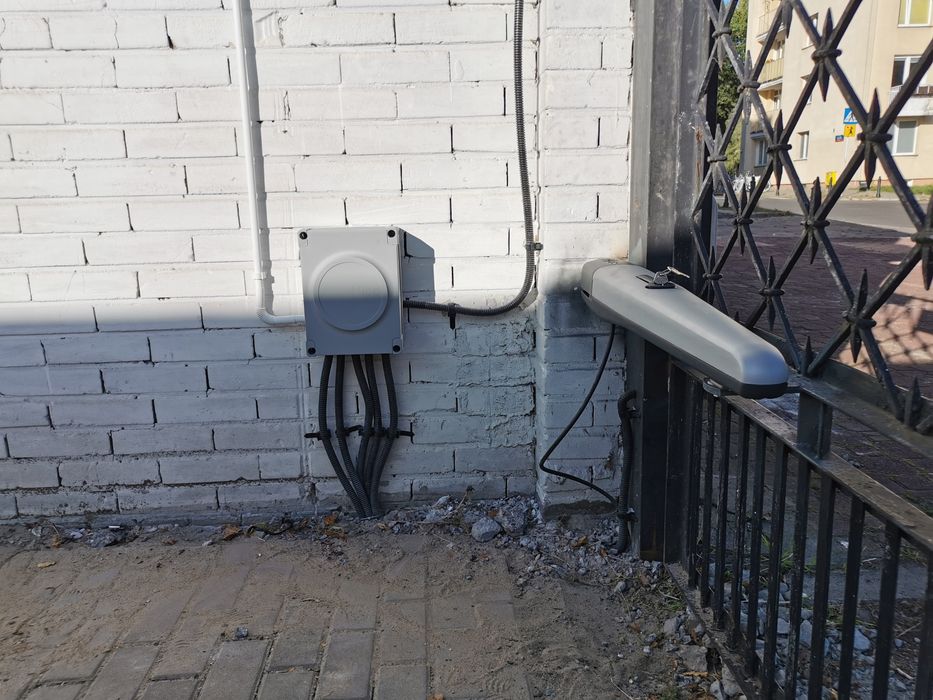 Serwis, montaż bram garażowych i napędów bram, NICE Faac Came Beninca