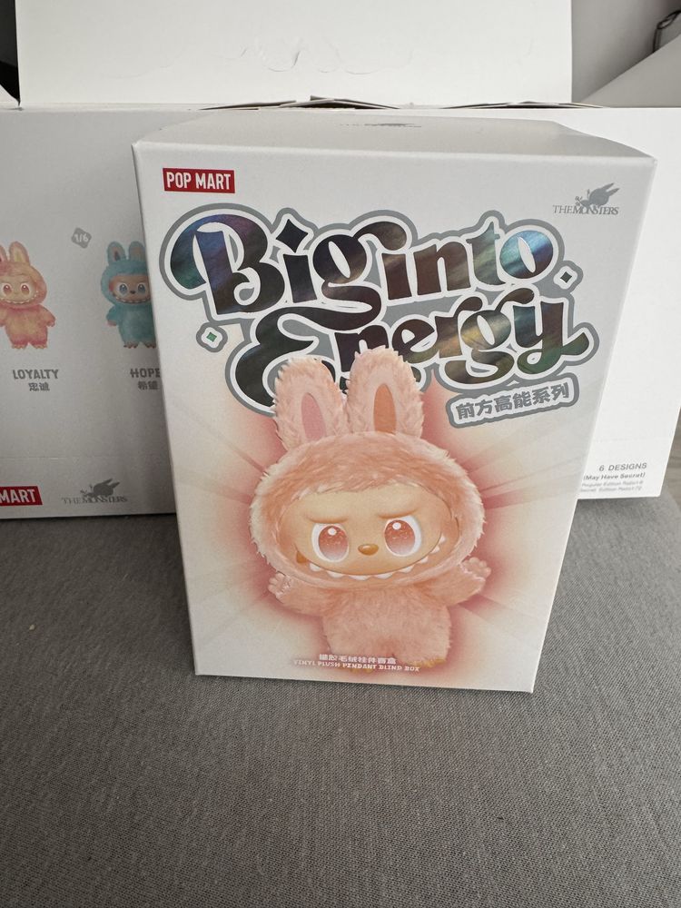 Oryginalna lalka Labubu ! Big into Energy !