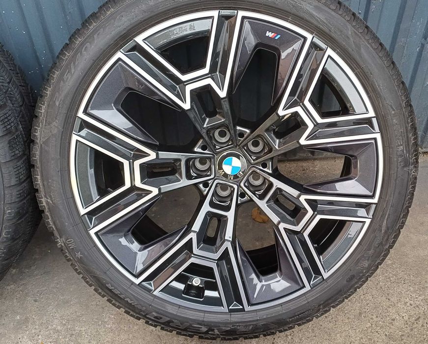 Koła zimowe 20" bmw 5 g60 g61 m-pakiet xdrive wz 939 jak nowe 24r