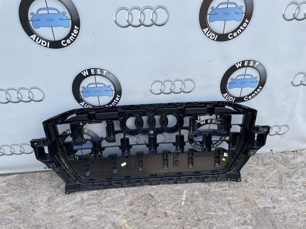 Audi Q7 4M решітка радіатора ресталінг 23р- ауді ку7 4м решітка радіат