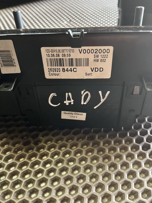 Панель приладів Volkswagen Touran Caddy 1.9 TDI