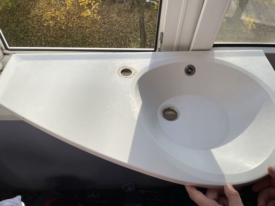 Умивальник для ваної кімнати