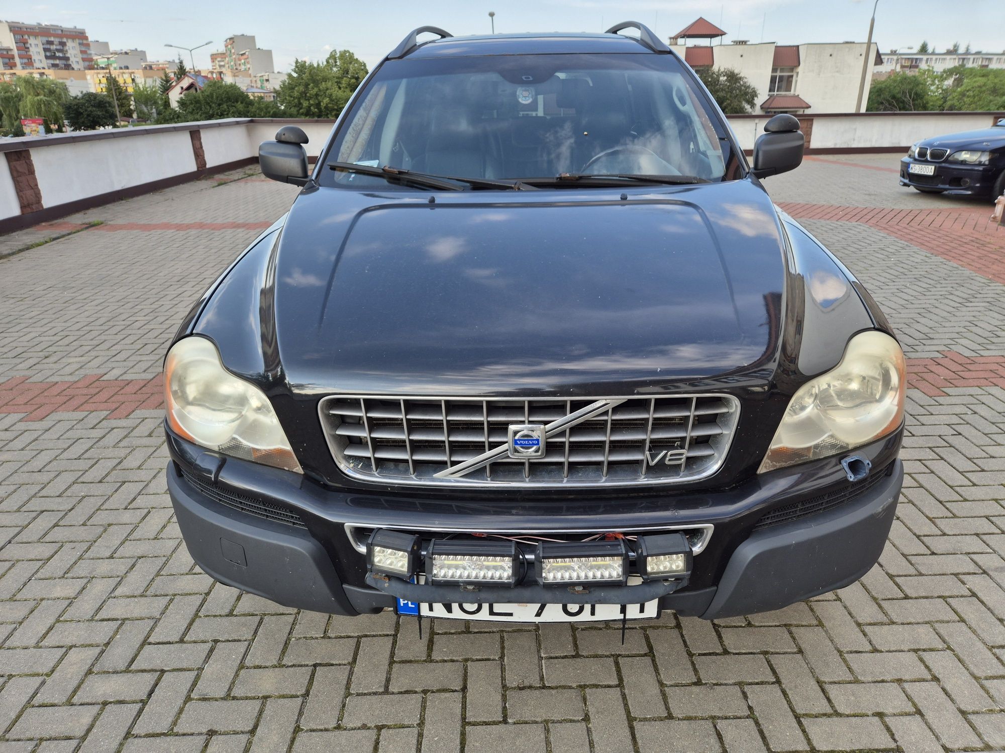 Volvo xc90 v8 4.4 bez gazu sprawne jeżdżące okazja