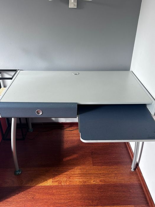 Zestaw mebli dziecięcych Caps Lock