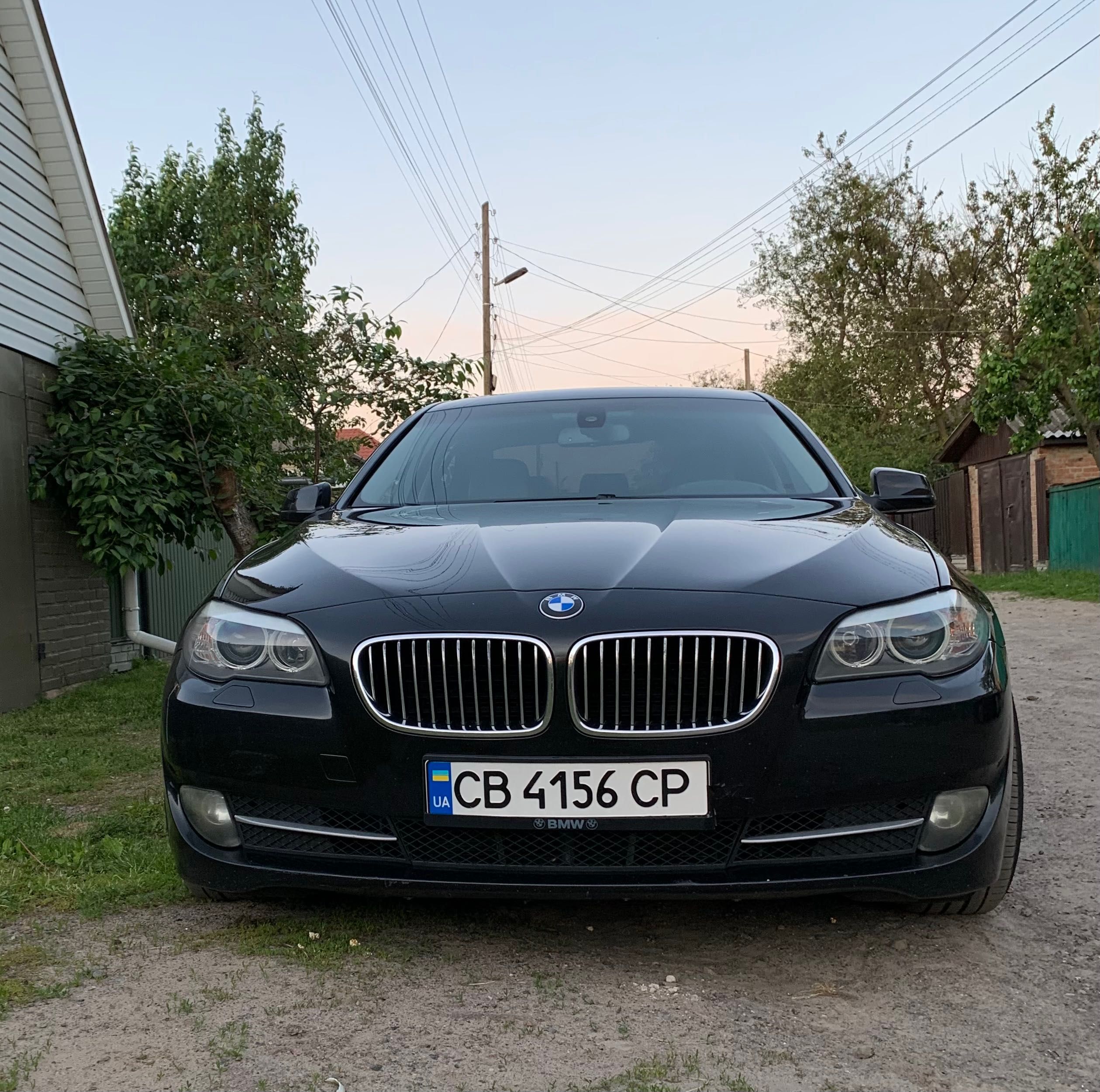 BMW F10 2011 рік