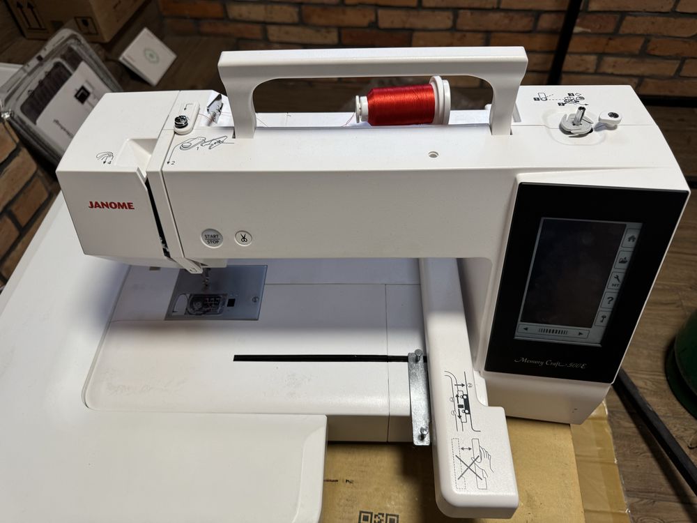 Hafciarka JANOME MC500E + program Artistic Digitizer JR