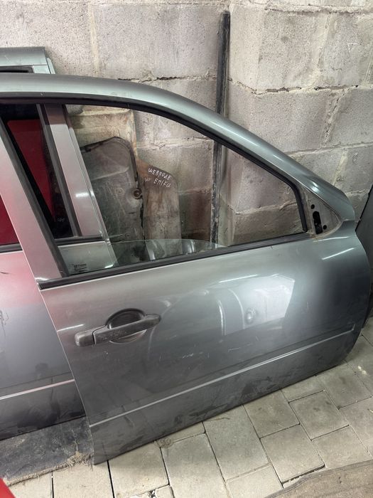 Дверка Лада калина капот задня дверка Ваз 1118 двері калина