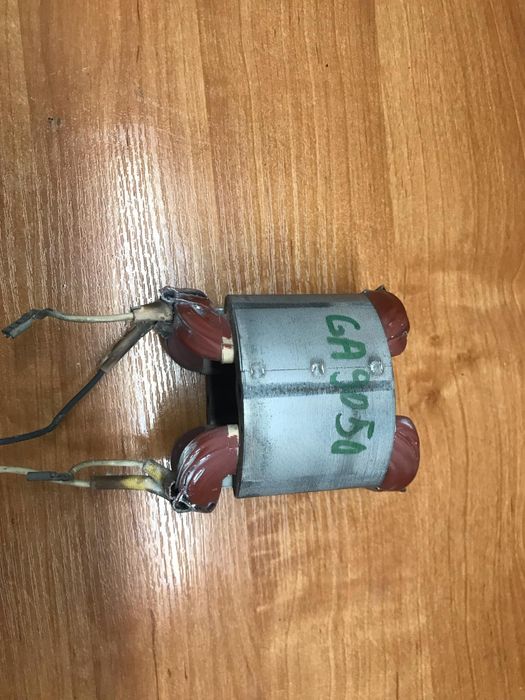 Stojan Makita GA9050