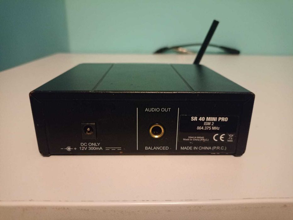 Mikrofon bezprzewodowy AKG SR40 Mini pro