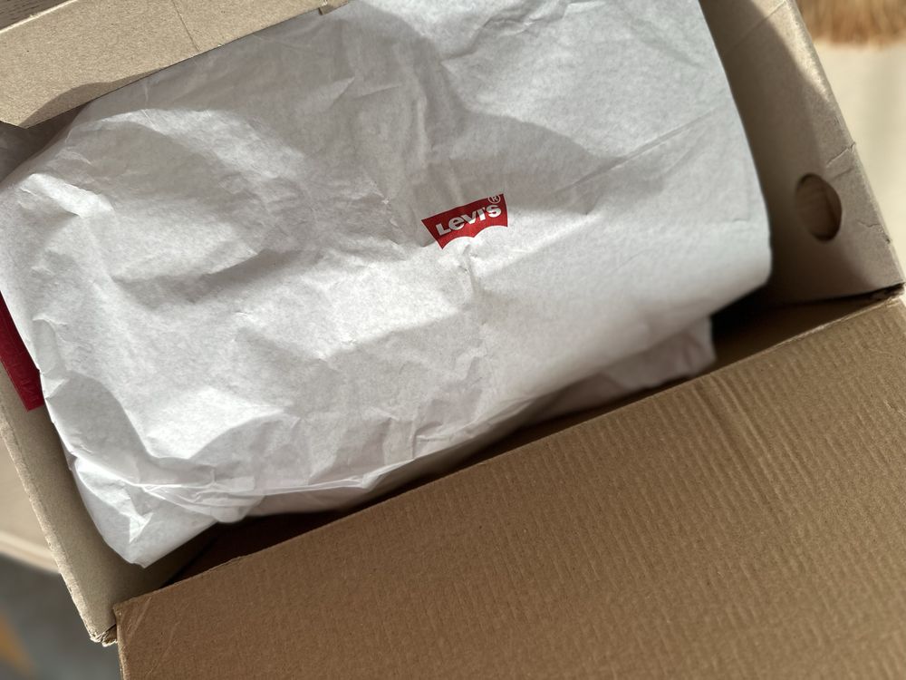 Levi’s кеди жіночі (37 розмір) ОРИГІНАЛ