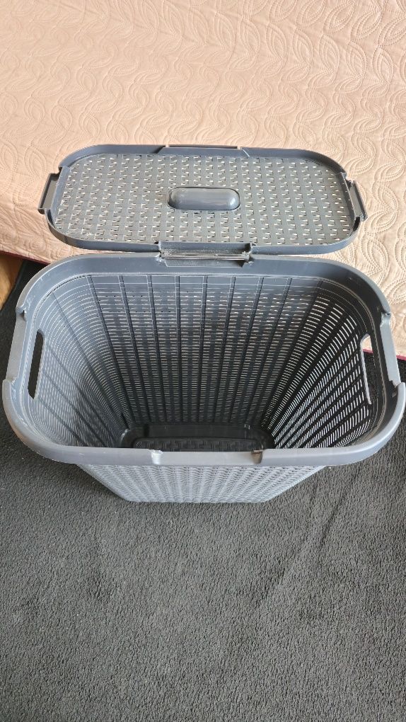 Brązowy wąski kosz na pranie Curver Rattan Style 40l