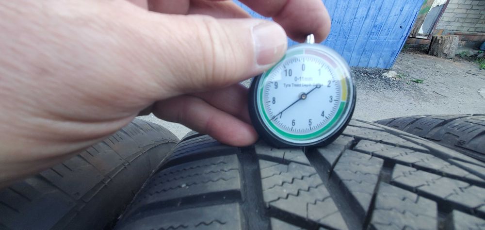 Зимові шини 235 60 R18 Continental TS850P, Pirelli Scorpion Winter
