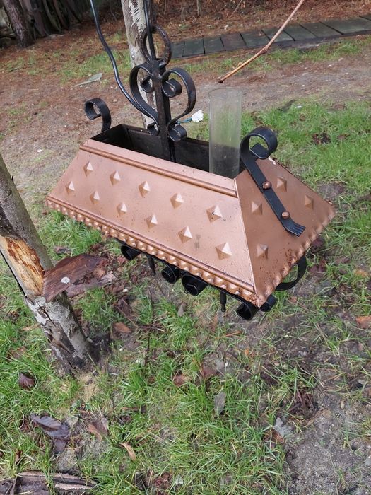 Lampa tarasowa metaloplastyka