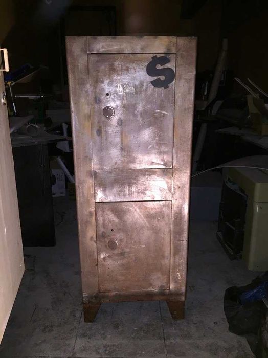 Сейф шафа офисный 130х50х40