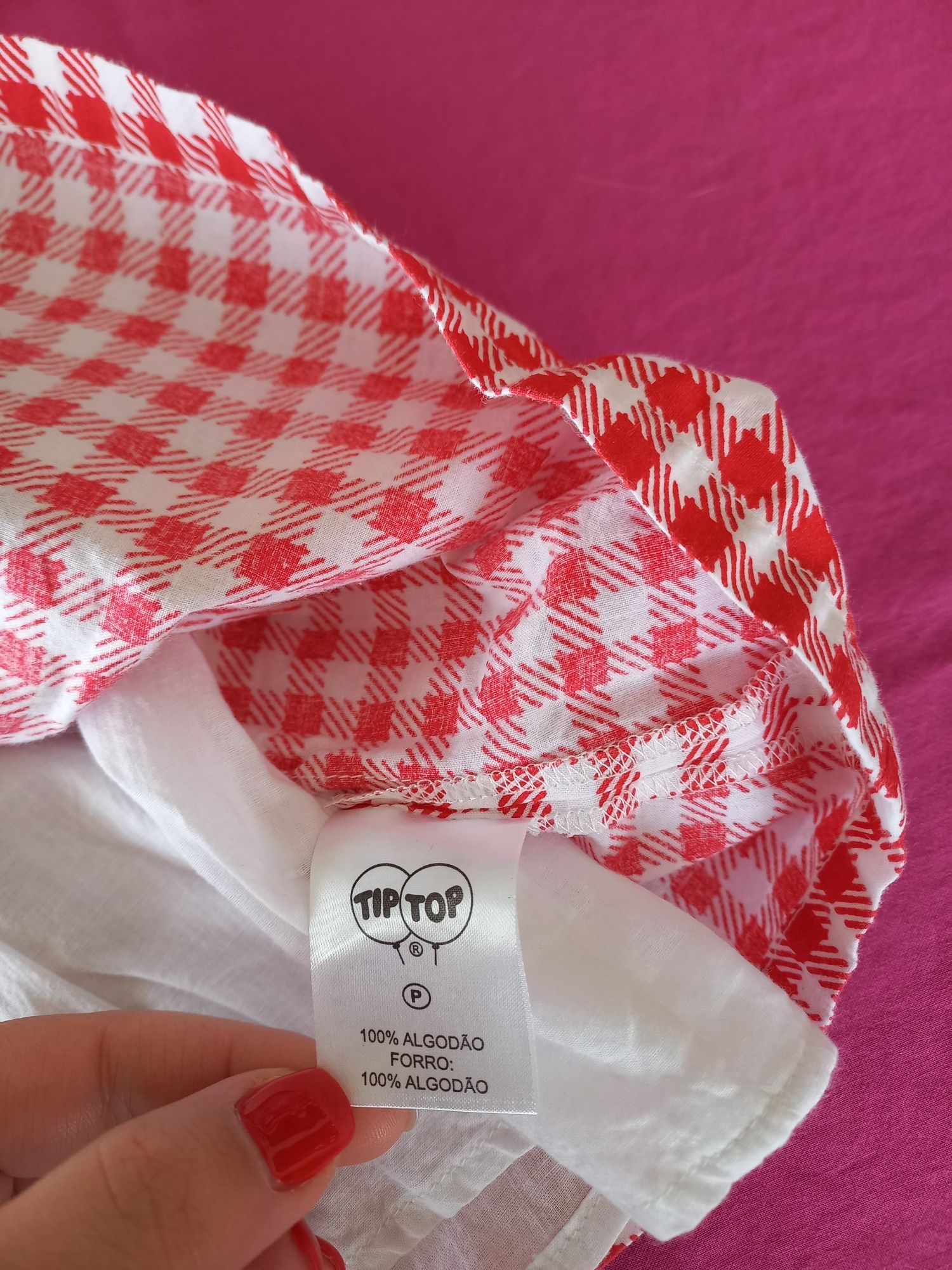 Vestido 3-6meses (verão) como novo

Vestido usado 3vezes, sem qualquer