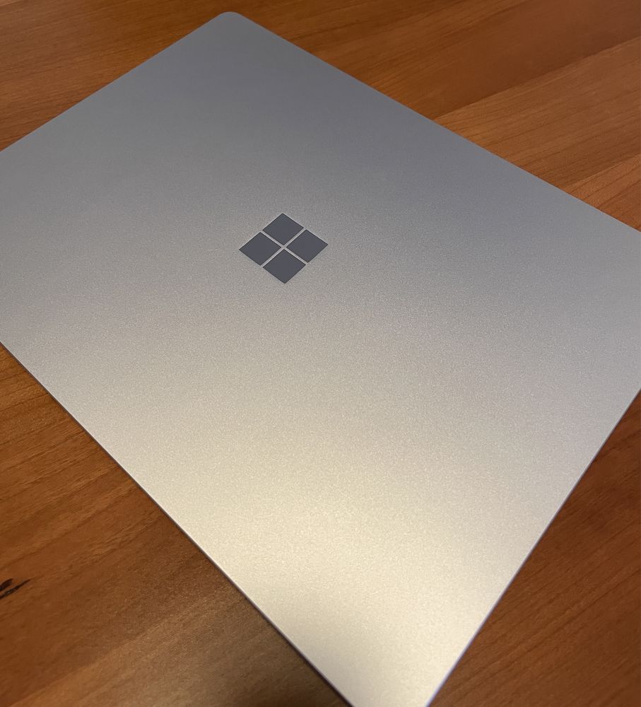 Microsoft Surface Laptop Go