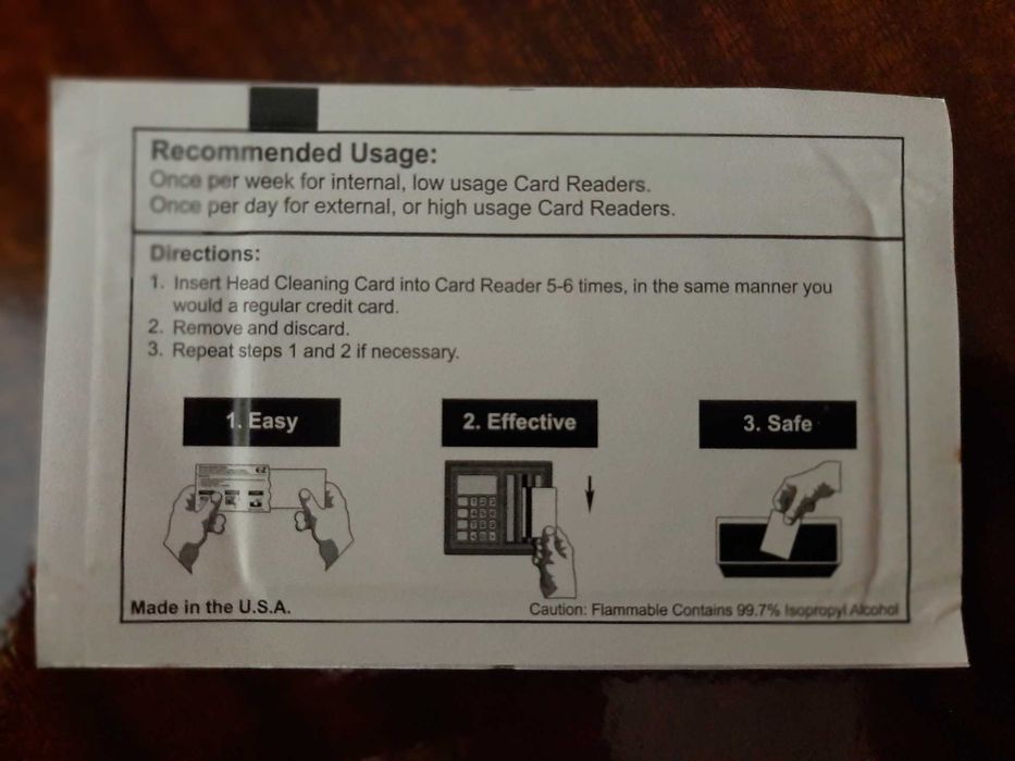 Card reader cleaning card