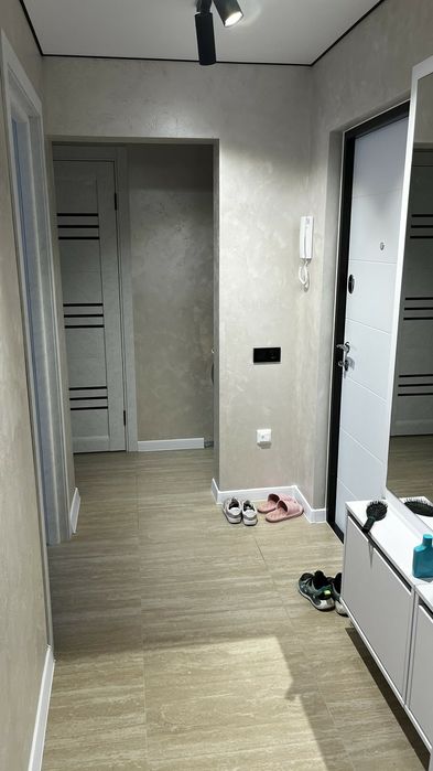 шпаклёвка стен , покраска, обои , декор