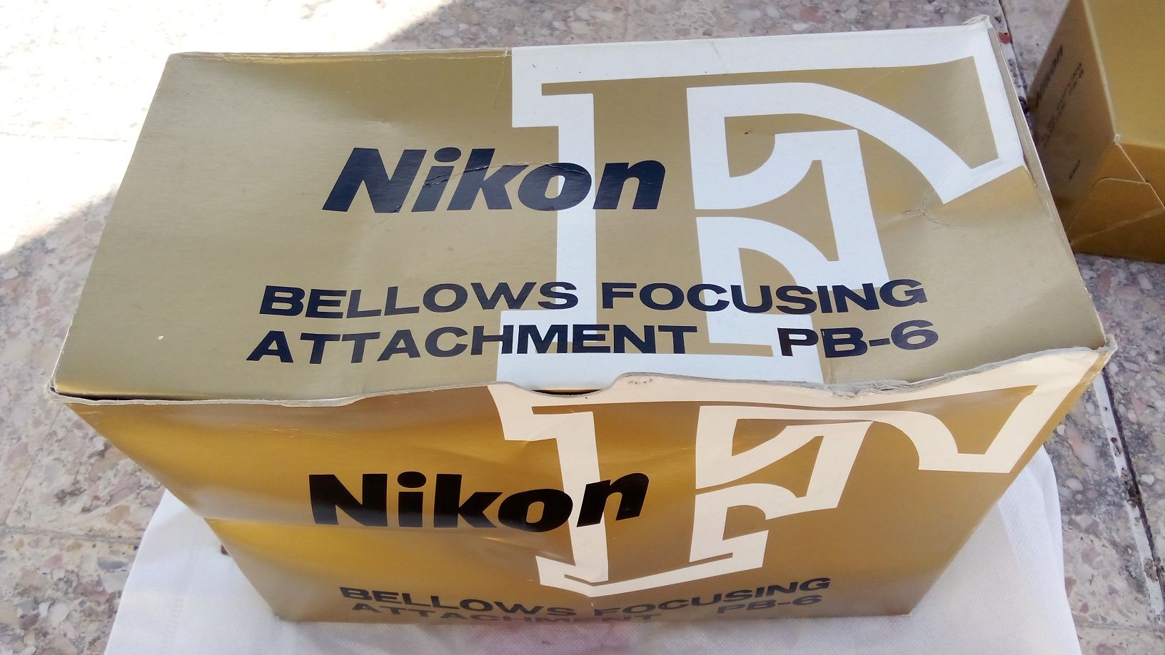 Nikon Bellows Focusing attachment PB-6