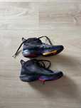 Buty do koszykówki JORDAN
EUR 40
UK 6
W bardzo dobry stanie i wygodne