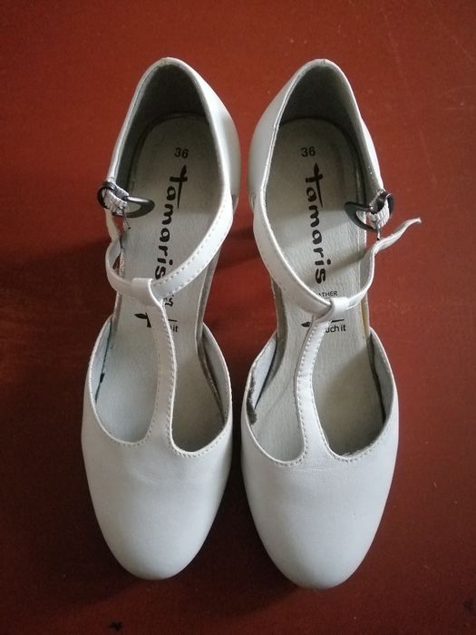 Туфли кожанные с т-образной белые 36 размер tamaris для танго