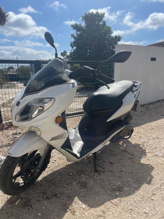 Keeway 125 cilindrada