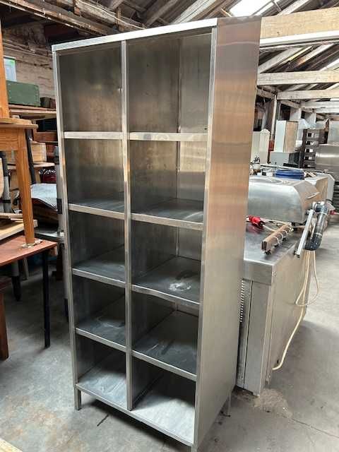 Regał ze stali kwasoodpornej