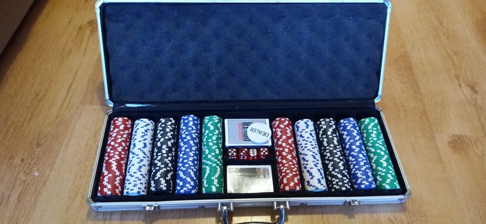 Zestaw pokerowy gra